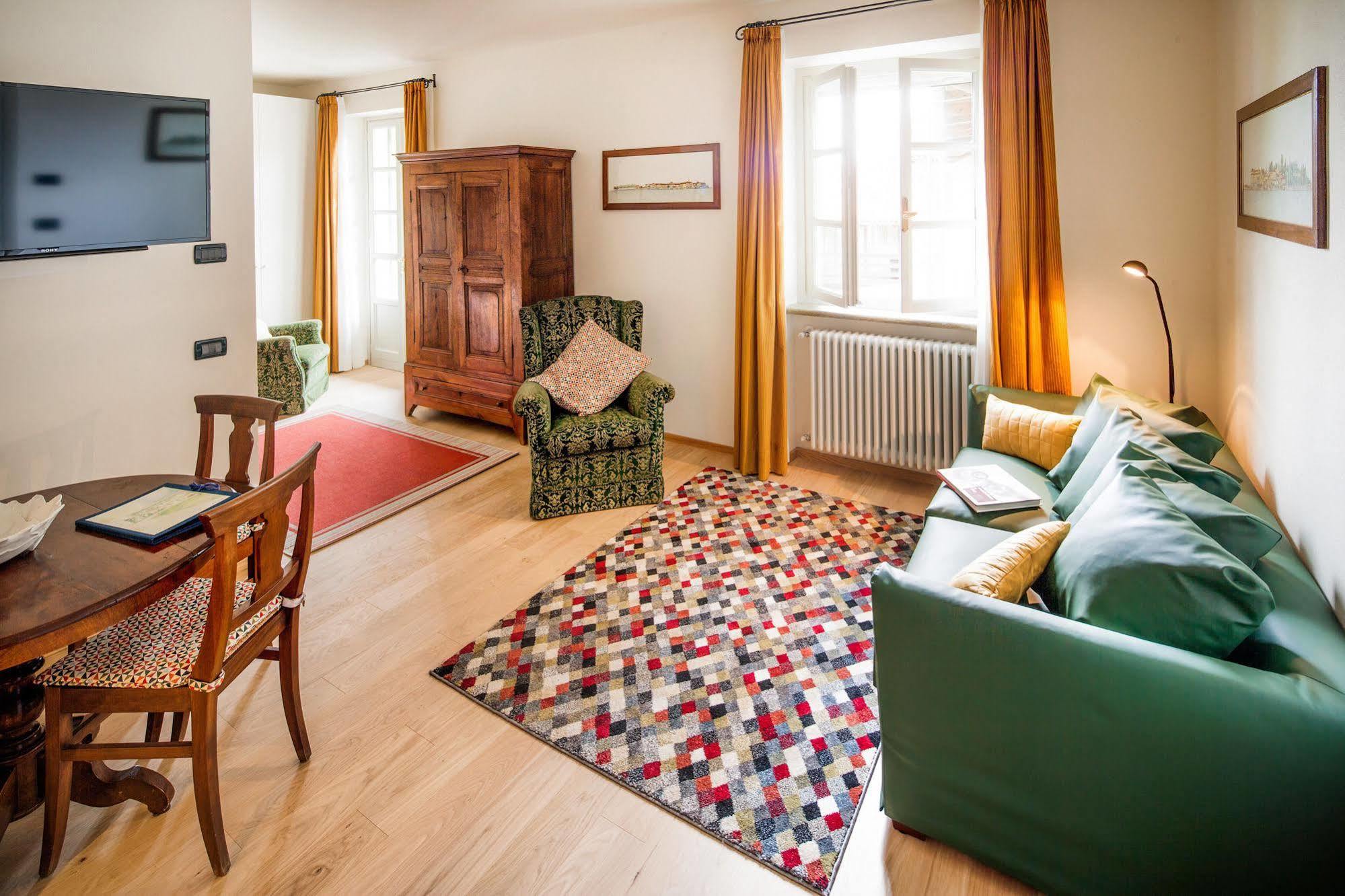 Locanda Del Pilone Alba  Zewnętrze zdjęcie